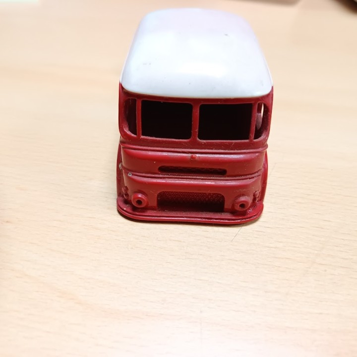 Cabine Pinder (à repeindre) - Résine - 1:43 (801-03)