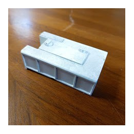 Caisse en l'état - Résine - 1:43 (801-15)