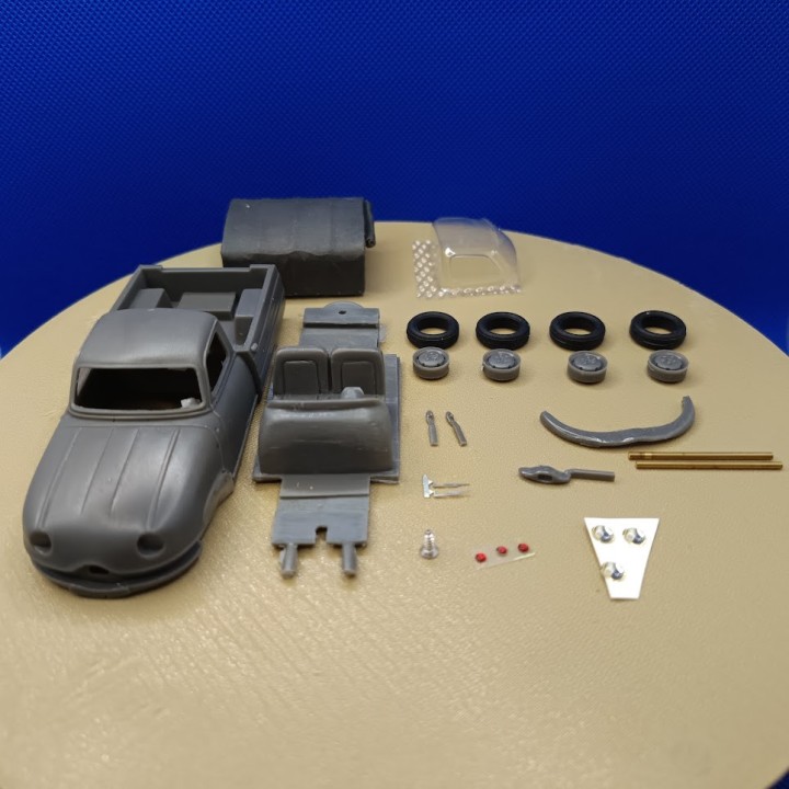 Kit Panhard Dyna Z Pick-up Bâchée 1:43 en résine