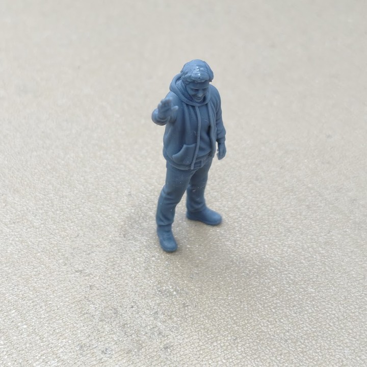 Diorama : Adolescent qui salue - 3D Creative - 1:43