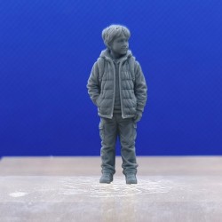 Diorama : Garçon veste capuche et sac à dos - 3D CREATIVE - 1:43