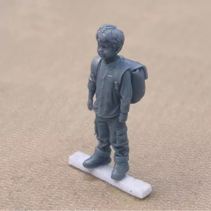 Pack Rentrée des Classes de 23 personnages 3D Creative à l’échelle 1:43