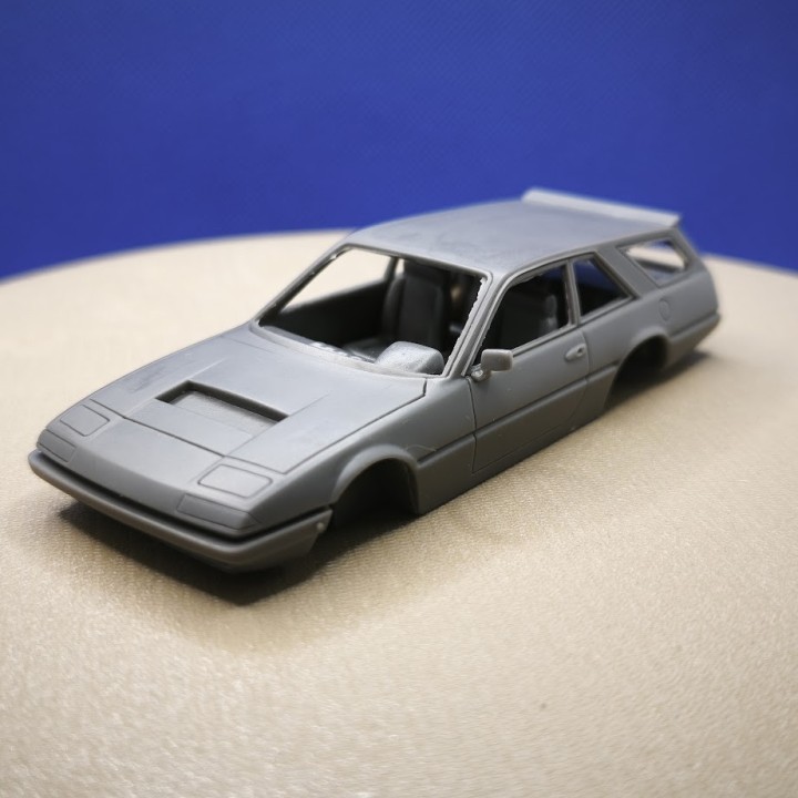 Carrosserie Ferrari 365 Felber du kit 1:43 présentée de trois quarts avant