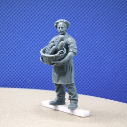 Diorama boulanger à l’échelle 1:43 avec panier en osier rempli de pains