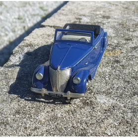 RENAULT Suprastella Bleu - Ech. 1:43 - Classiques