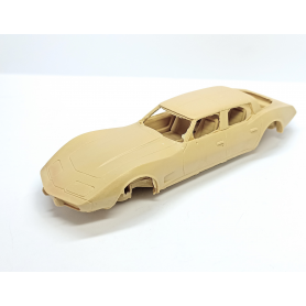 KIT : Corvette 4 portes - Ugo Fadini - Résine - 1:43