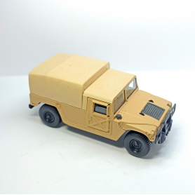 Humvee - Version bâché - SOLIDO - 1:50