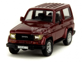 Marketplace : Toyota Land Cruiser KZJ Red Metal PARADCAR – 1:43