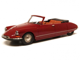 Marketplace : Citroën - DS Cabriolet Beuttler - Dark Red - CLASSIQUES – 1:43