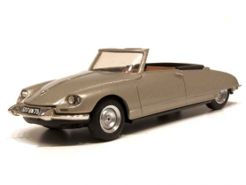 Marketplace : Citroën - DS Cabriolet Pichon-Parat - Sand Metal - CLASSIQUES – 1:43