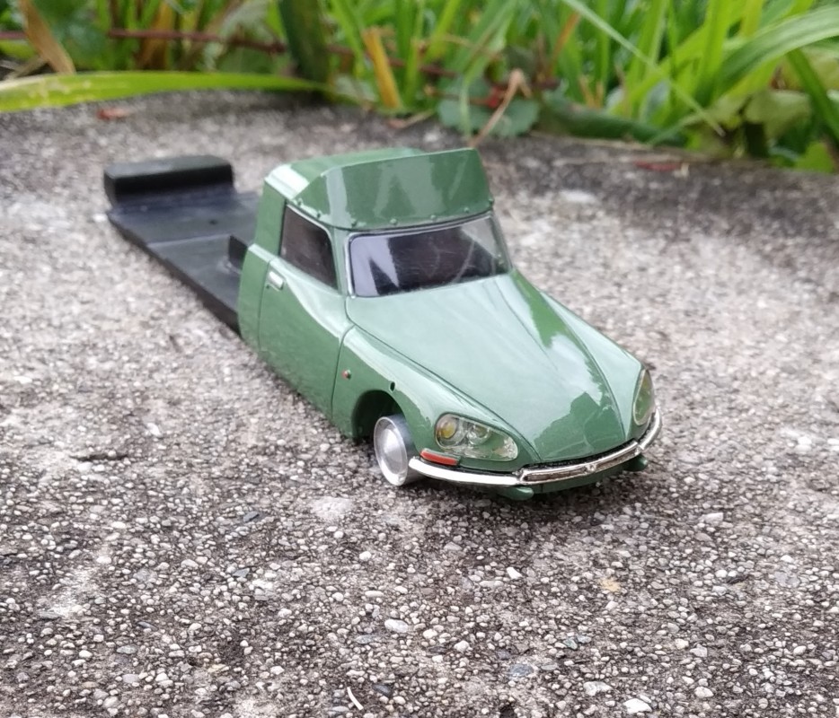 Carrosserie + Châssis - CITROËN DS Caravane - Classiques - 1:43