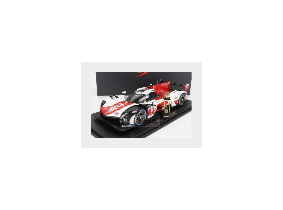 Toyota Gr010 Turbo Hybride n°8 Winner 24H Le Mans 2022 + Vitrine