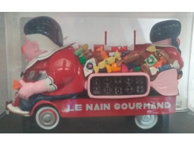Marketplace - Tour de France 1952 - Renault 1400 Kg le nain gourmand - Norev - 1/43