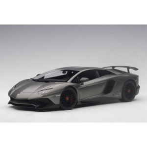 Marketplace - Lamborghini Aventador LP750-4 SV 2015 Gris Titane - Autoart - 1:18