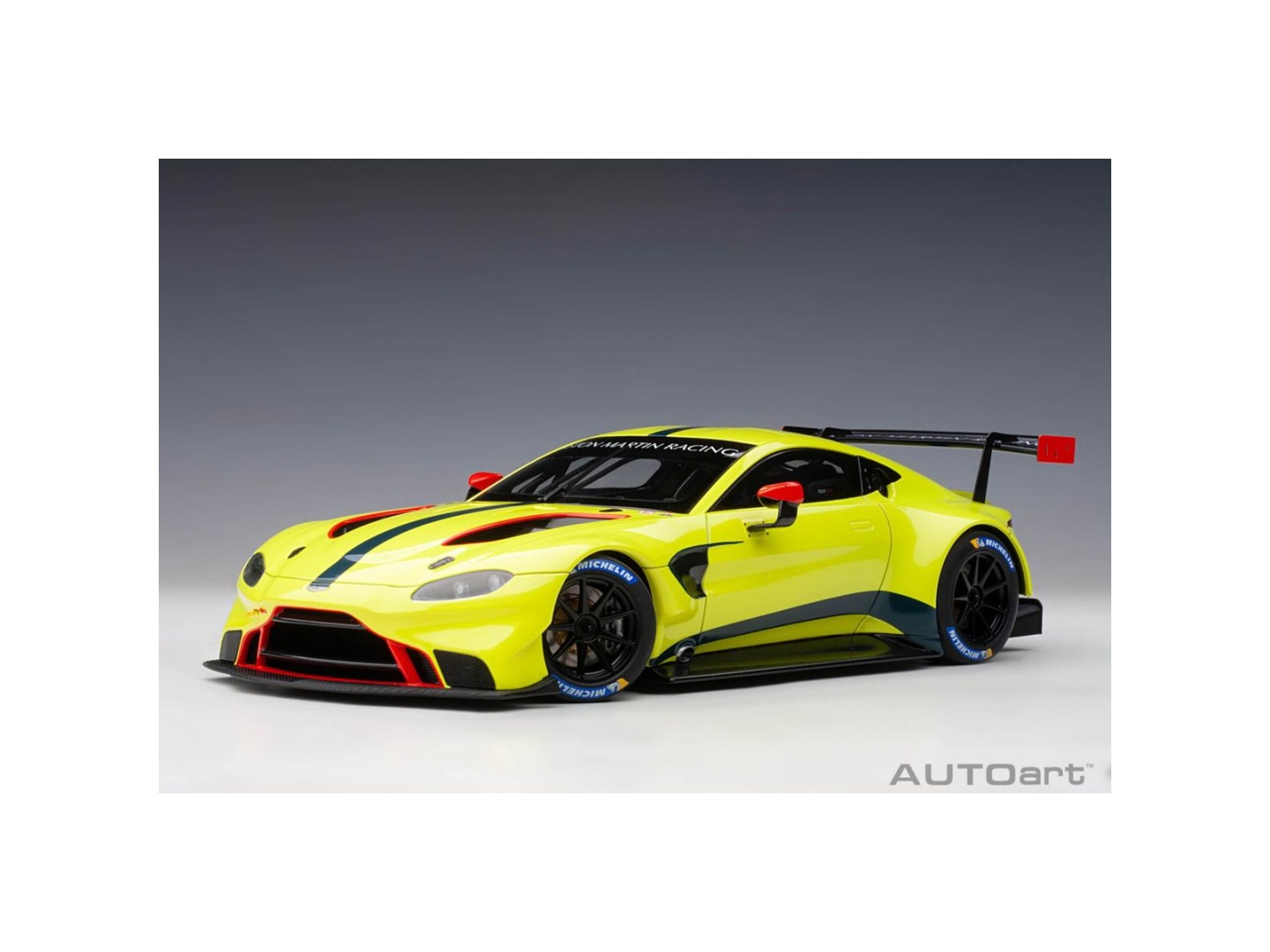 Marketplace - Aston Martin Vantage GTE LE MANS 2018 - Autoart - 1:18