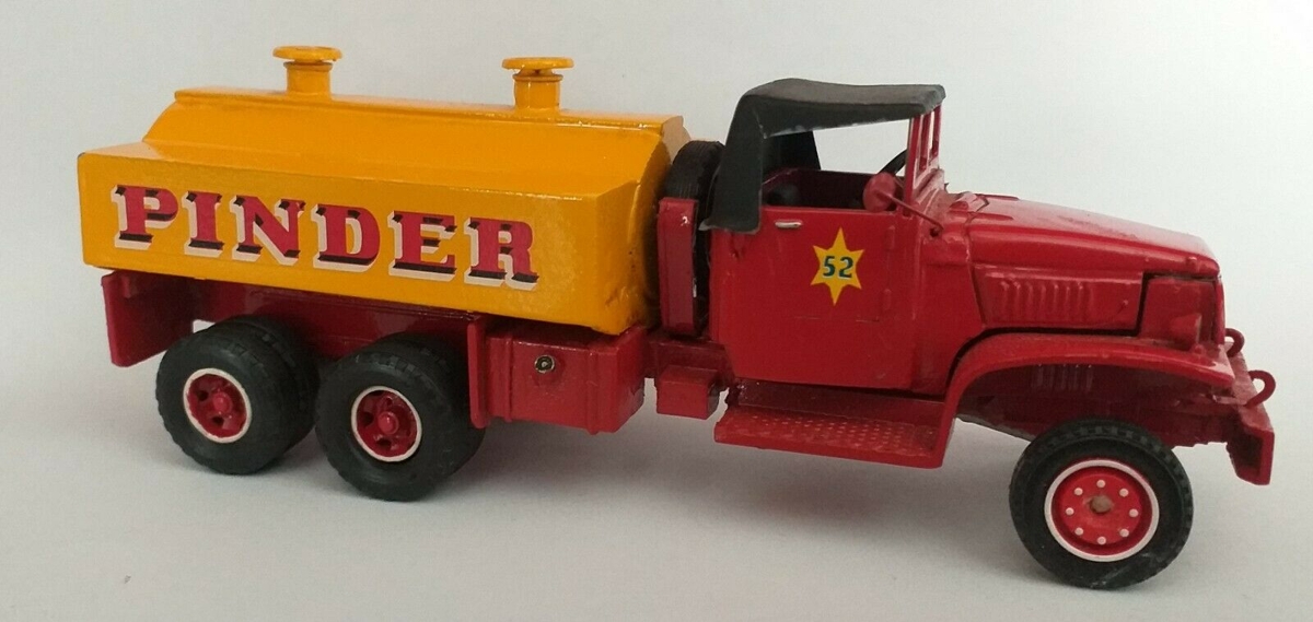 Cirque Pinder GMC 353 Citerne