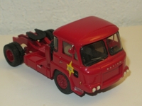 Tracteur Saviem Pinder