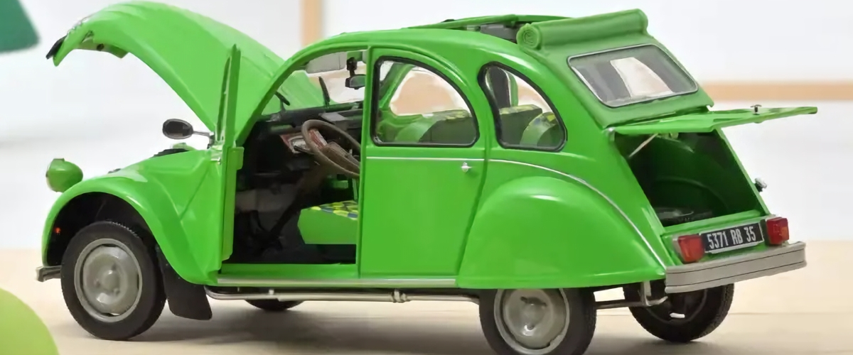 Nouvelle série limitée de Norev : La Citroën 2CV 1974 Vert Palmeraie à l'échelle 1:18ème Voitures Miniatures.fr Nouvelle série limitée de Norev : La Citroën 2CV 1974 Vert Palmeraie à l'échelle 1:18ème Voitures Miniatures.fr