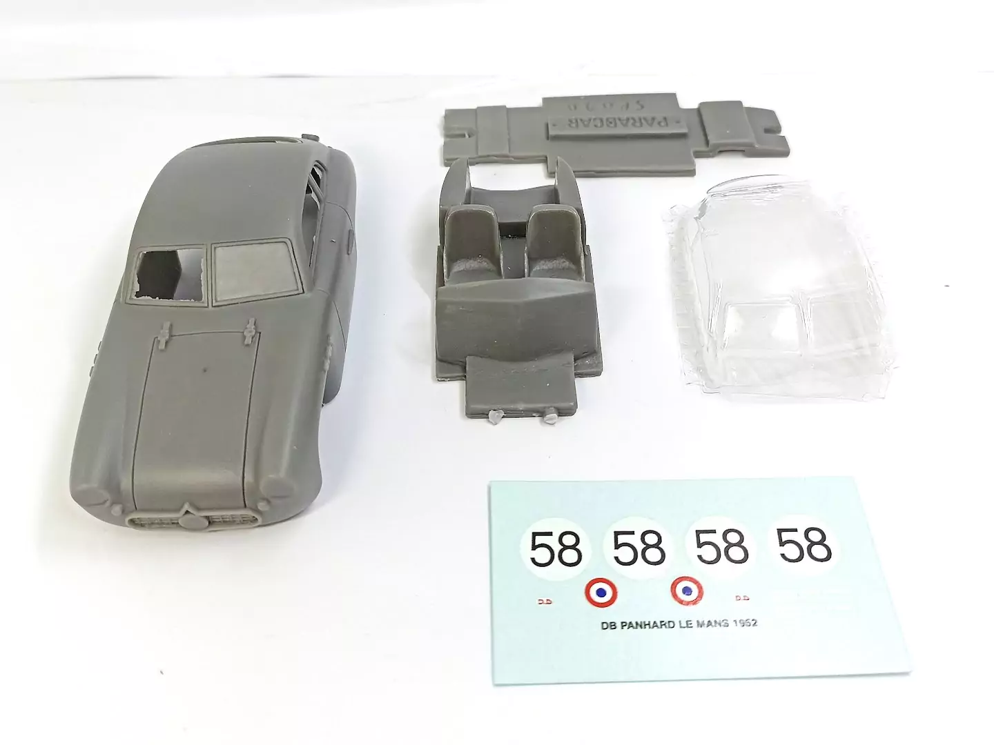 Incomplet : Kit DB Panhard Le Mans 1952 - Résine - 1:43