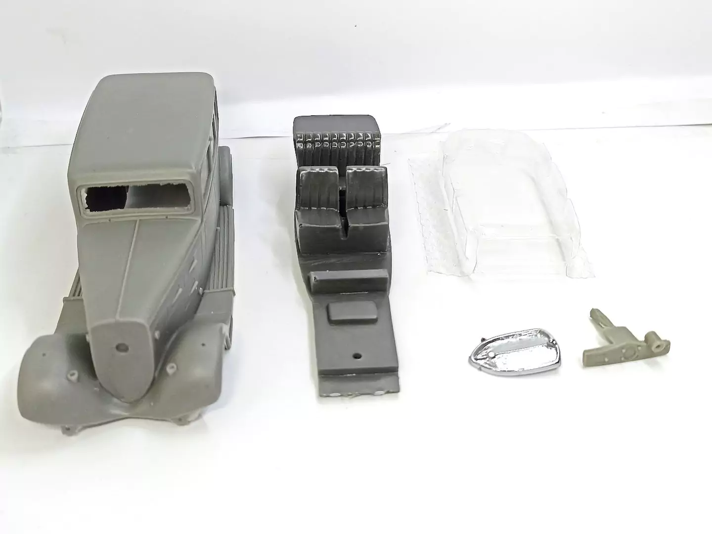 Carrosserie - PEUGEOT 601 Limousine Familiale - Résine - 1:43