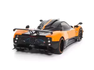 Marketplace : Pagani Zonda Cinque Coupé 2009 orange Saint-Tropez - ...