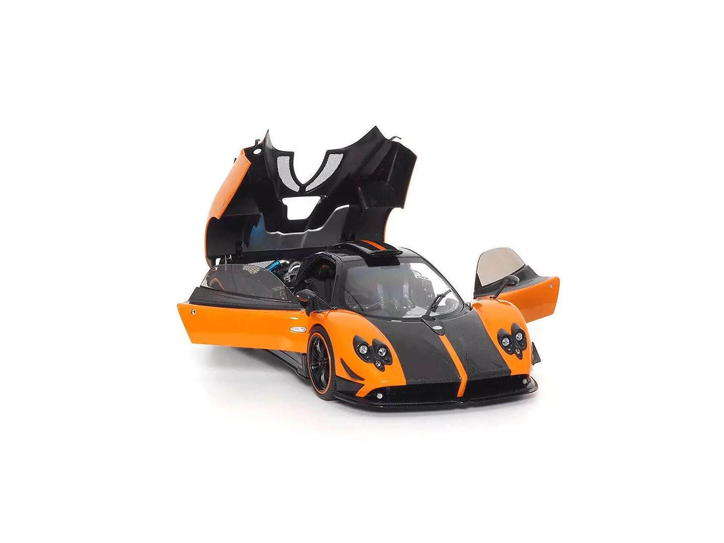 Marketplace : Pagani Zonda Cinque Coupé 2009 orange Saint-Tropez - ...