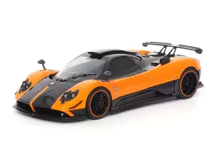 Marketplace : Pagani Zonda Cinque Coupé 2009 orange Saint-Tropez - ...