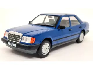 Marketplace : MERCEDES-BENZ 260E (W124) 1984 Bleu foncé - ModelCar - 1:18