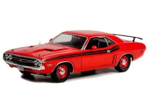 Marketplace : DODGE Challenger 1971 Rouge avec bandes noires - Greenlight - 1:18