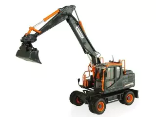 Marketplace : Pelle sur pneus DOOSAN DX160W Black Edition 600 pièces - Universal Hobbies - 1:50