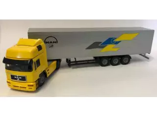 Marketplace : MAN F2000 4x2 et remorque caisse rigide MAN - Conrad - 1:50
