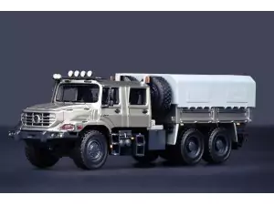 Marketplace : MERCEDES-BENZ Zetros 6x6 double cabine porteur bâché – Limitée à 200 ex. - IMC Models - 1:50