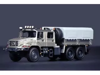 Marketplace : MERCEDES-BENZ Zetros 6x6 double cabine porteur bâché – Limitée à 200 ex. - IMC Models - 1:50