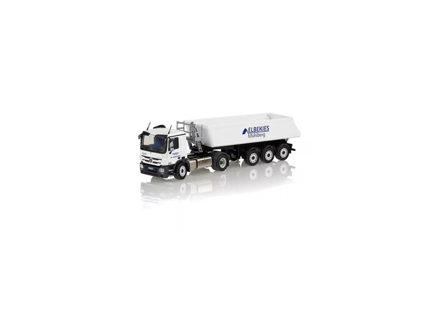 Marketplace : MERCEDES-BENZ Actros MP03 avec benne 3 essieux SCHMITZ CARGOBULL "ELBEKIES MÜHLBERG" - Conrad - 1:50