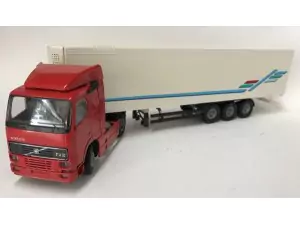 Marketplace : VOLVO FH 12 Avec remorque frigo 3 essieux - Conrad - 1:50