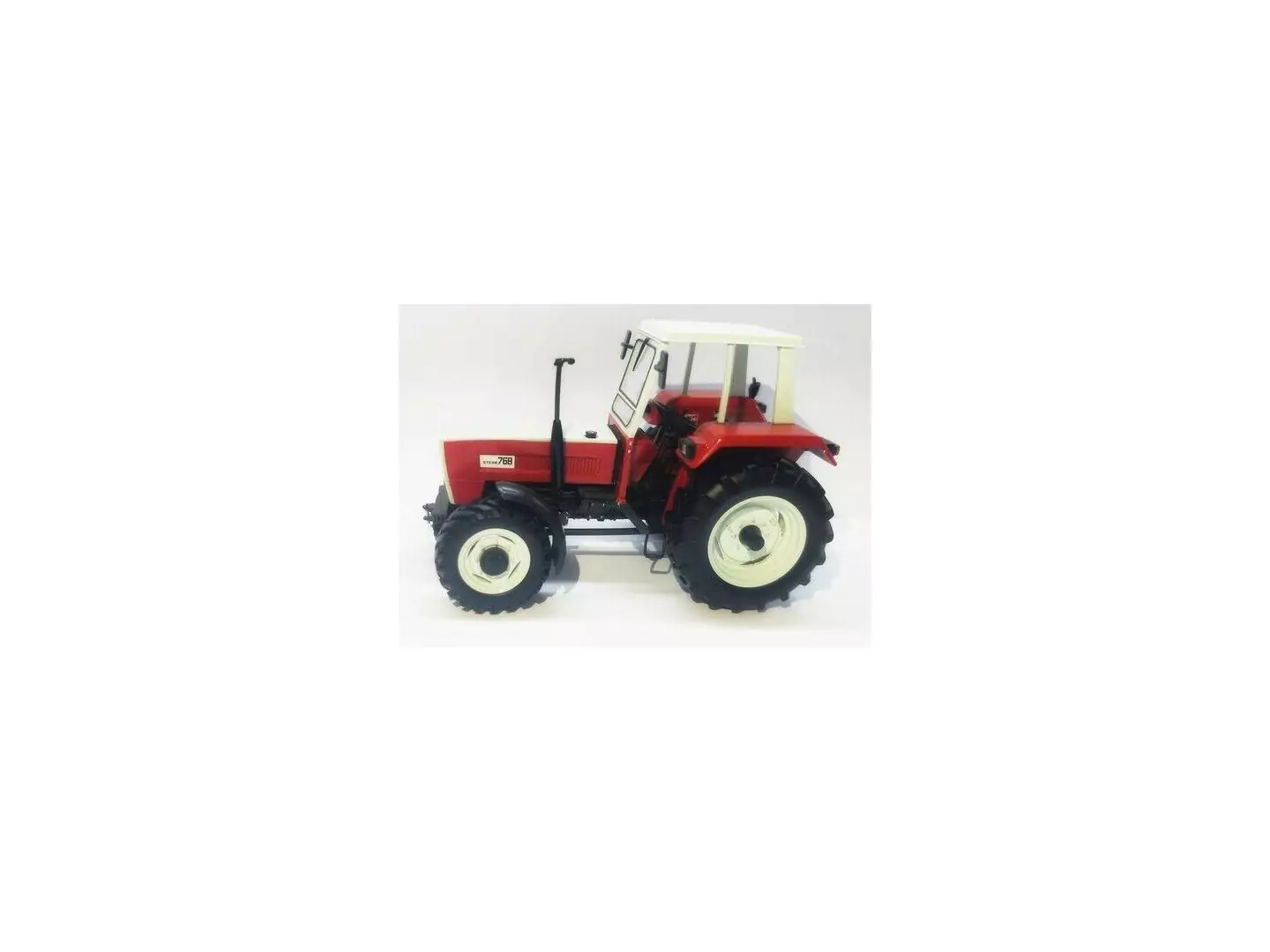 Markeplace : Tracteur STEYR 768 Plus Allrad  - MOMINIATUR - 1:32
