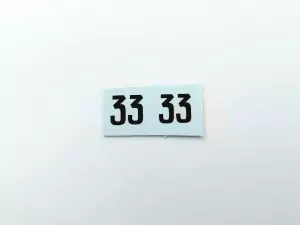 Décalcomanie : Numéro 33 - 8mm - 1:43
