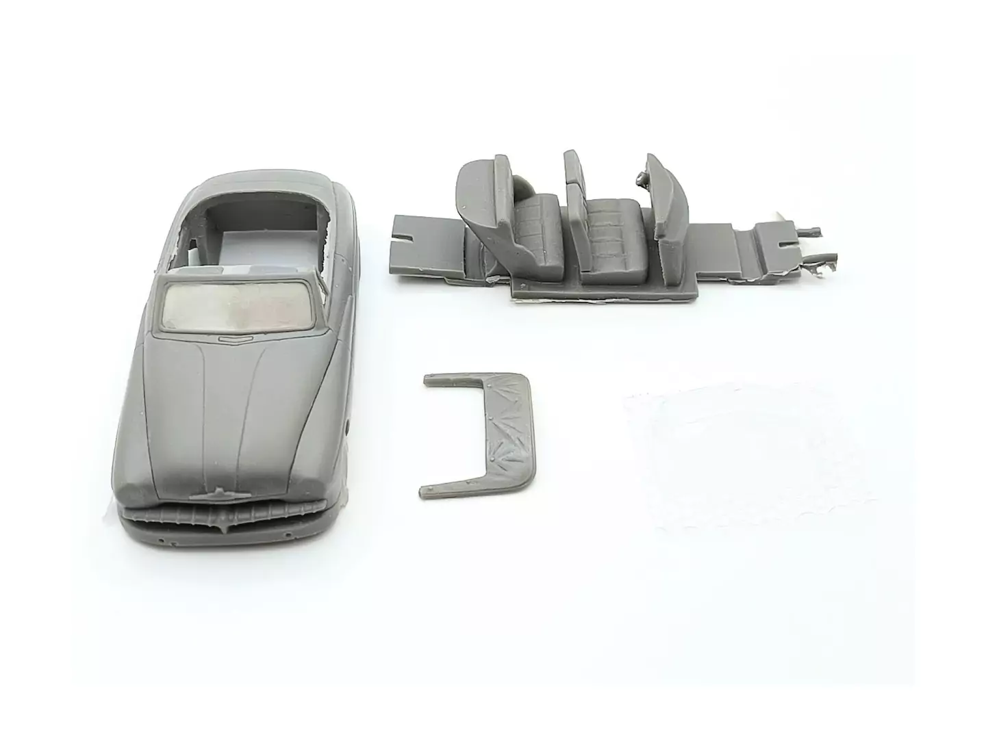 Carrosserie : FORD Vedette V8 Cabriolet 1951 - Résine - 1:43