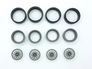 4 roues ø34 mm - Pneu en résine souple - 1:18