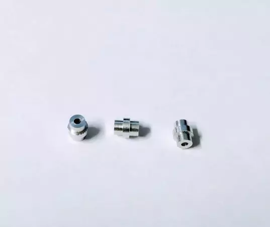 Pièces diverses : RACCORD en aluminium - Ech 1/50 - X5