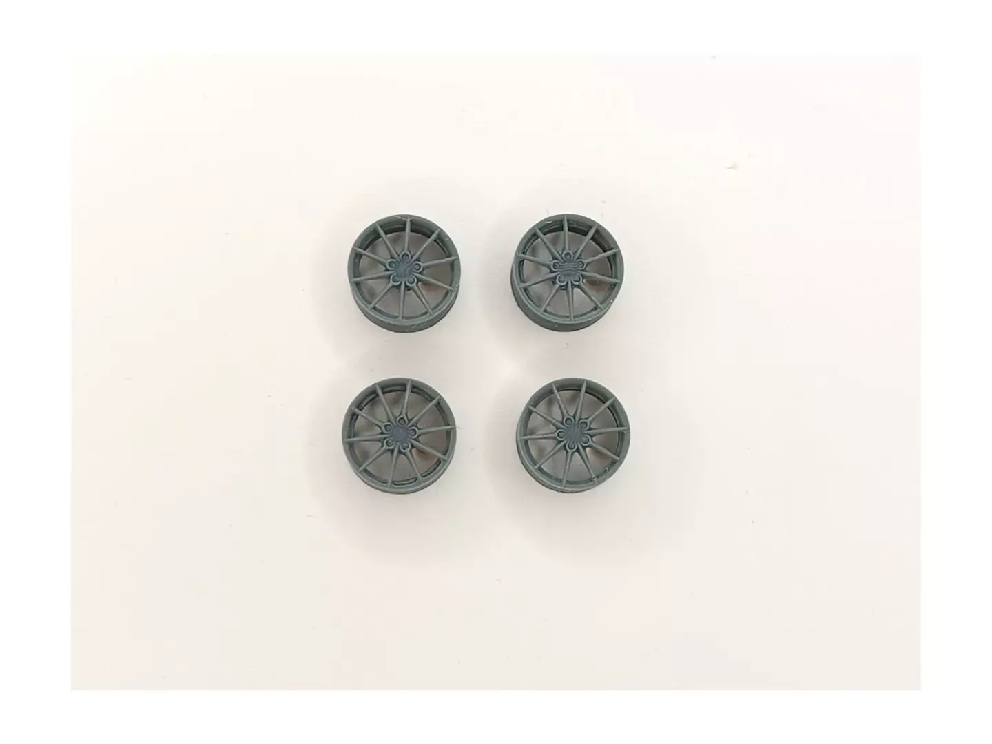4 jantes 10 rayons - ø11.20 x 5 mm - Résine 3D - 1:43