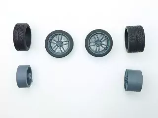 4 roues Ferrari 5 branches ø 37.80 mm - Résine 3D - 1:18