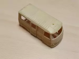 En l'état : Carrosserie Peugeot J7 - Résine - 1:43
