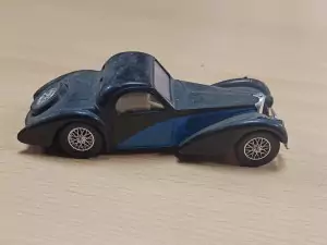 En l'état : BUGATTI 57S - SOLIDO - 1:43