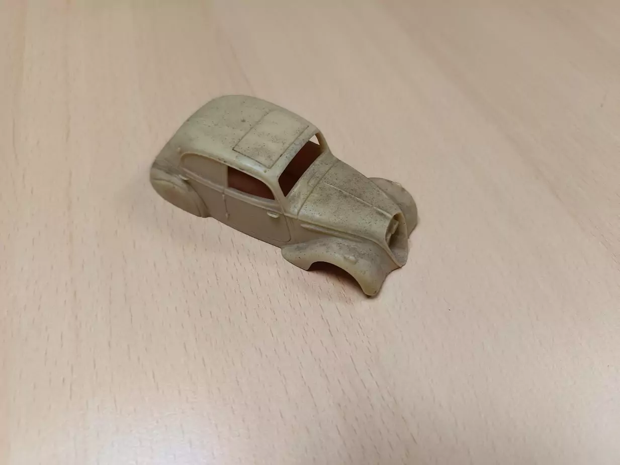 En l'état : Carrosserie (N°713.04) - Résine - 1:43