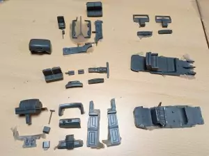 Lot de 140 pièces pour Rolls Royce et/ou Bentley - Résine - 1:43