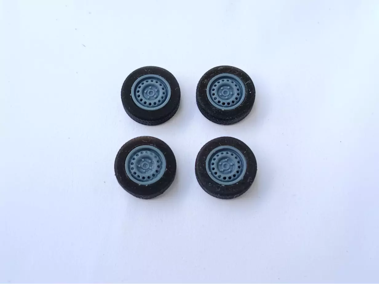 4 roues ø13 mm avec jantes en tôle - 3D Creative - 1:43