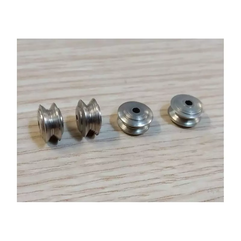 VOIR DESCRIPTION - 4 Jantes convexes en acier traité chrome - DINKY...