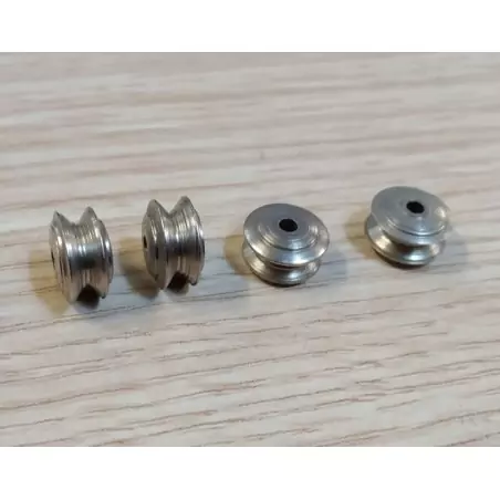 VOIR DESCRIPTION - 4 Jantes convexes en acier traité chrome - DINKY...