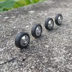 4 roues complètes ø 14.40 mm - Ech 1:43